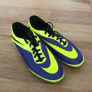 Nike Hypervenom Soccer Cleats Women’s Sz 8